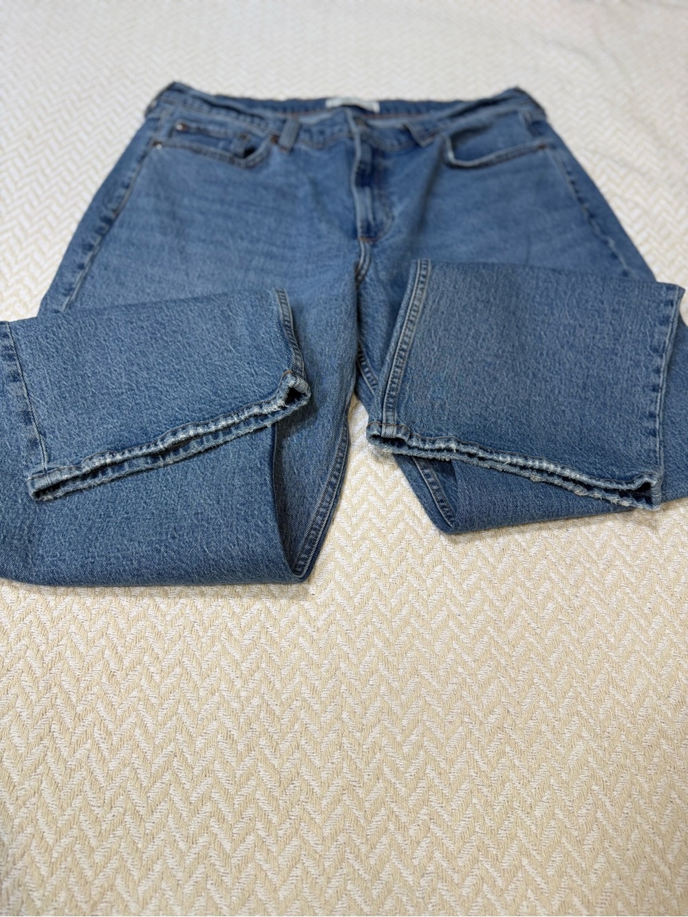 Abercrombie & Fitch Curve Love Baggy Low Rise Jeans Size 32 Regular - Picture 3 of 13